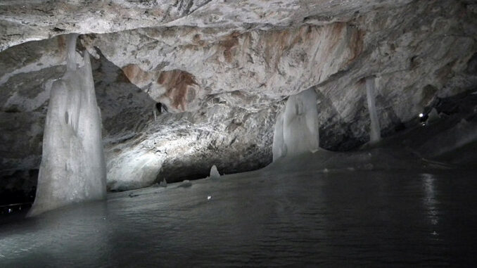 Dobšinská ledová jeskyně, Slovensko
